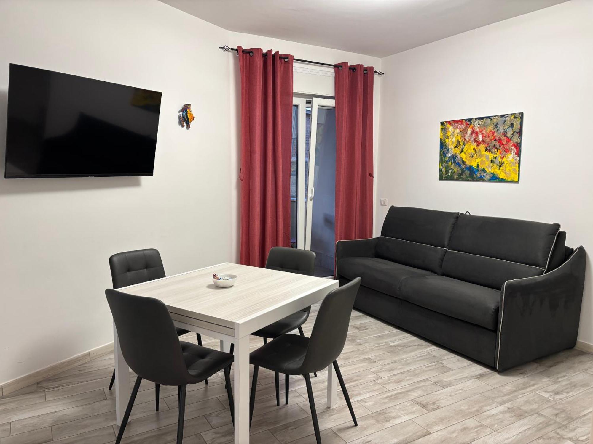 Casa Larry Apartment Marino Bagian luar foto