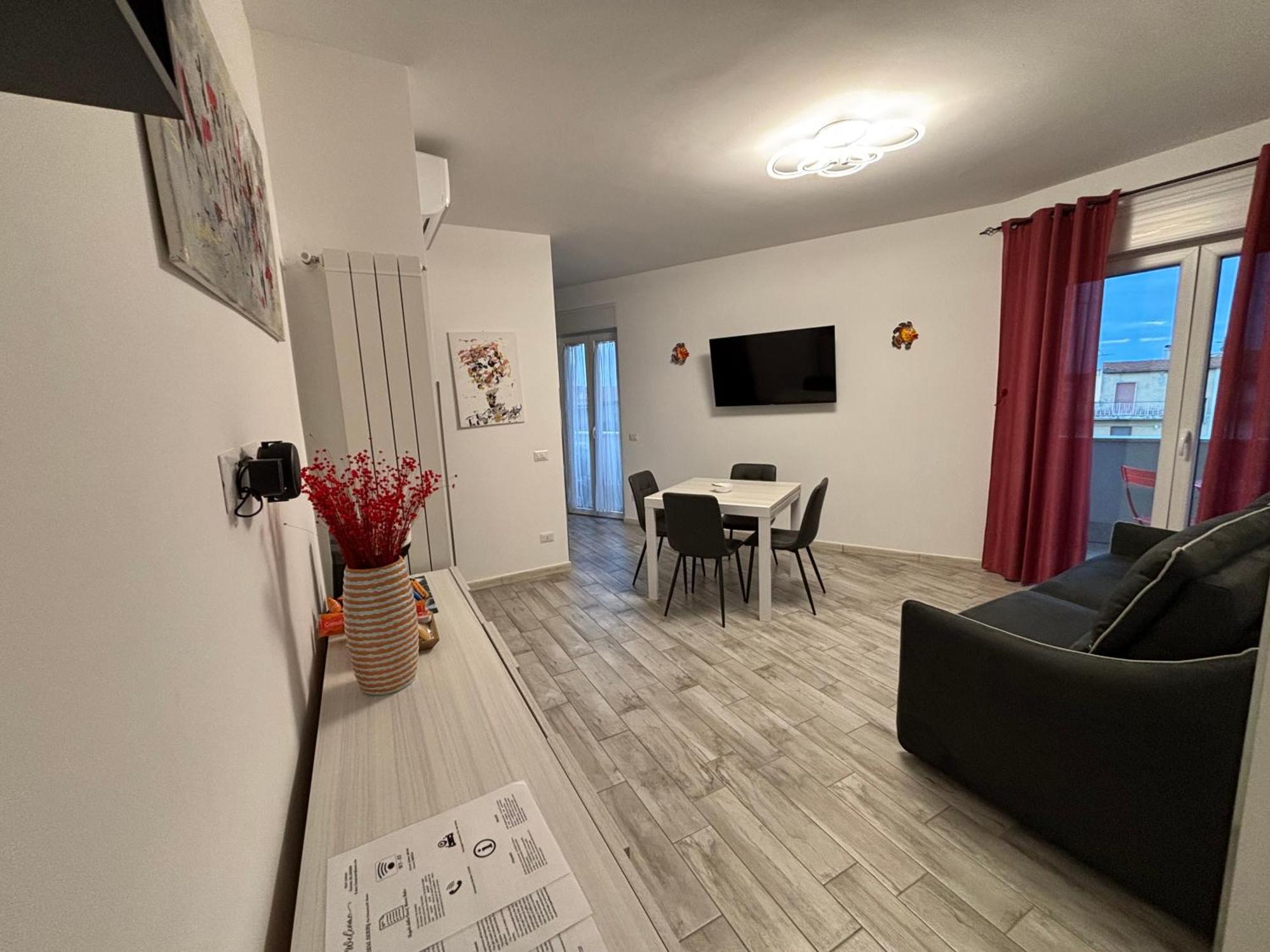 Casa Larry Apartment Marino Bagian luar foto